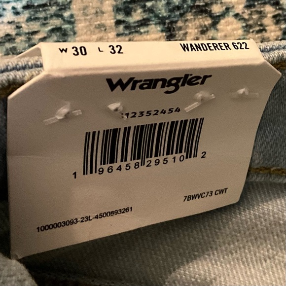 NWT WRANGLER Wanderer Mid Rise Light Wash Flare Jeans - Picture 15 of 15